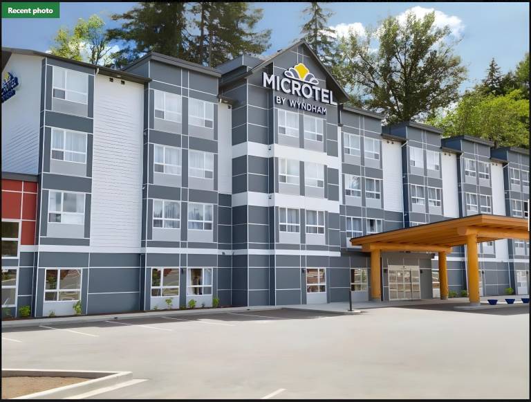 Microtel Inn & Suites by Wyndham Portage La Prairie in Portage La Prairie, MB