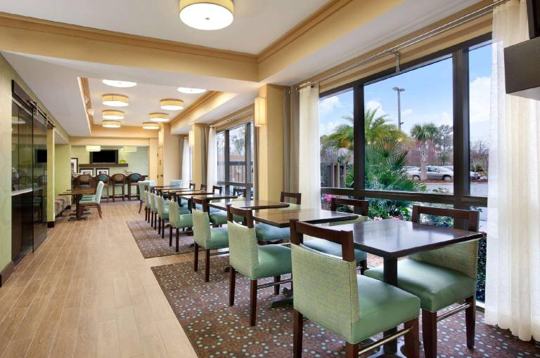 Hampton Inn Slidell — photo 4