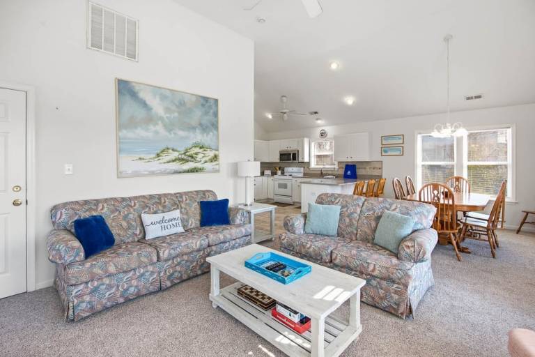 Sunny Lagoon 2070 ft to the beach Hot Tub and Dog Friendly — photo 5