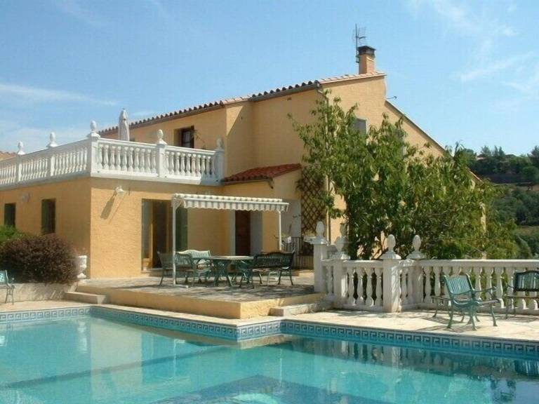 Villa Saint-Jean-Pla-de-Corts