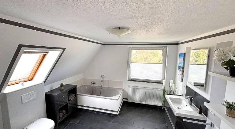 Rental apartment with BBQ, garden & patio — photo 2