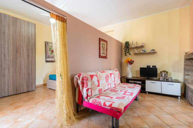 Apartment 'Casula Salento' with Private Garden, Wi-Fi and Air Conditioning — photo 4