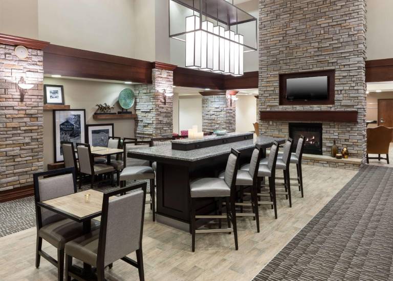 Hampton Inn & Suites Colorado Springs/I-25 South — photo 2