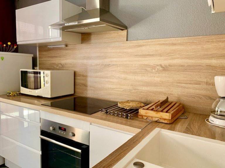 House with pool — photo 5