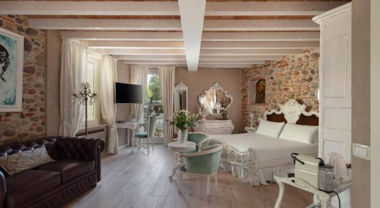 Regia Rosetta - Royal Rooms Borghetto — photo 3