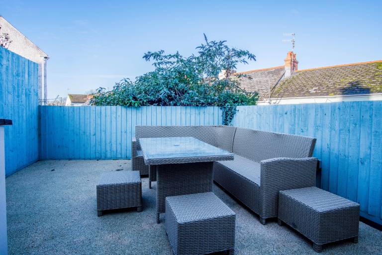 Children-friendly cottage with fast internet & garden | Beach view | Beach nearby | Pets are welcome in Tenby