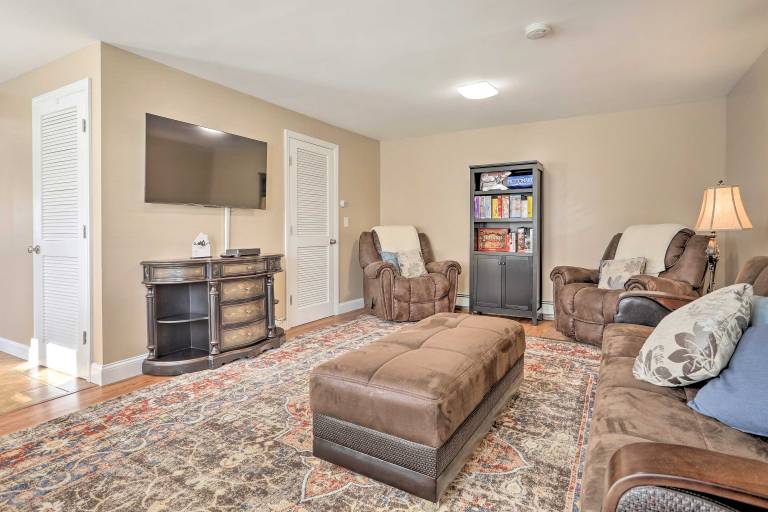 Tranquil Swansea Retreat w/ Fire Pit & Grill! — photo 2