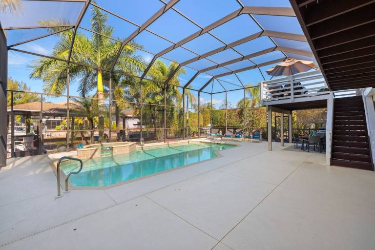 Villa Saint James City