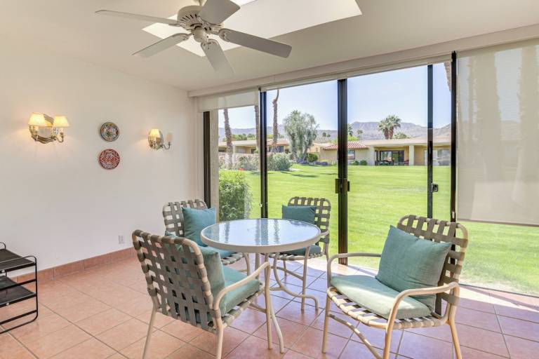 Apartment  Palm Desert
