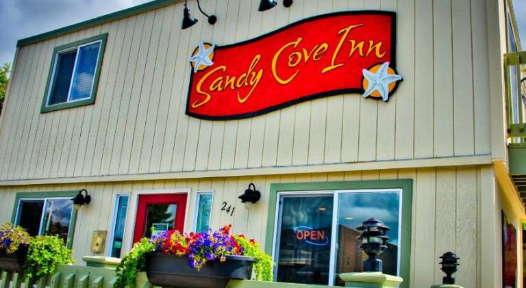Sandy Cove Inn in Seaside, OR