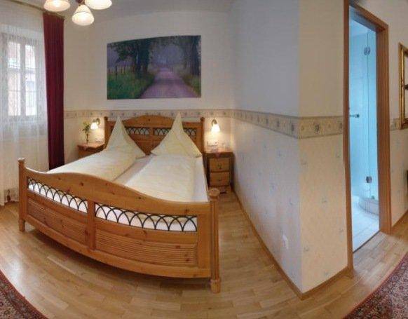Kreuzerhof Hotel Garni (Rothenburg ob der Tauber) — photo 2