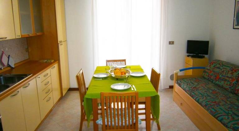 Lovely holiday apartment with patio | Next to the beach | Dogs allowed — photo 4