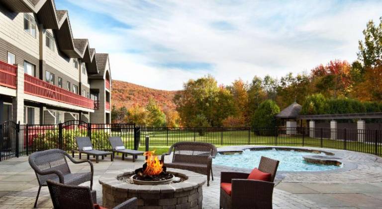 Killington Mountain Lodge, Tapestry Collection by Hilton — photo 3