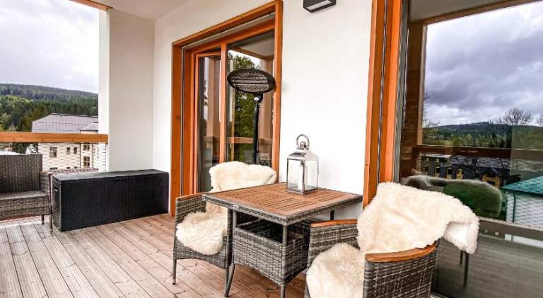 Holiday apartment with hot tub, private pool & patio | Ski nearby | Pets allowed — photo 4