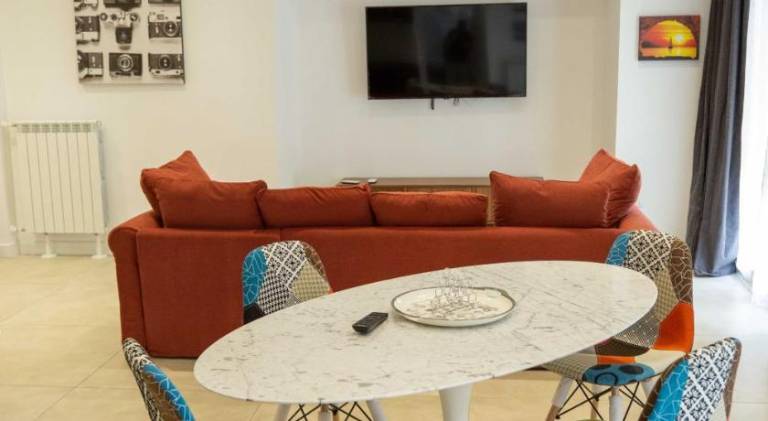 Holiday apartment | Next to Piazza del Plebiscito in Naples