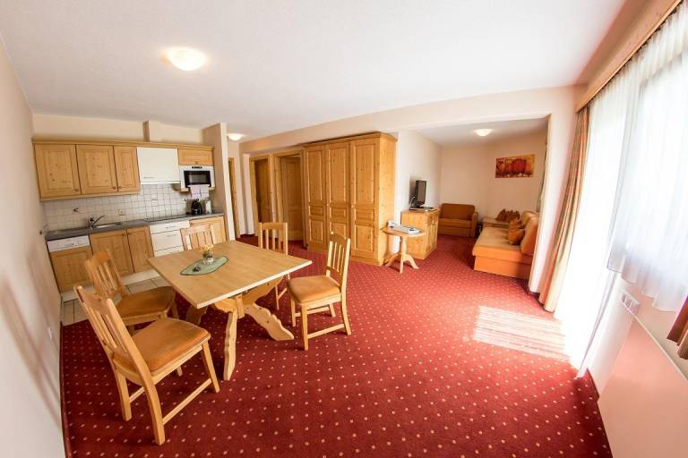 Apartment with sauna, garden & barbecue — photo 4