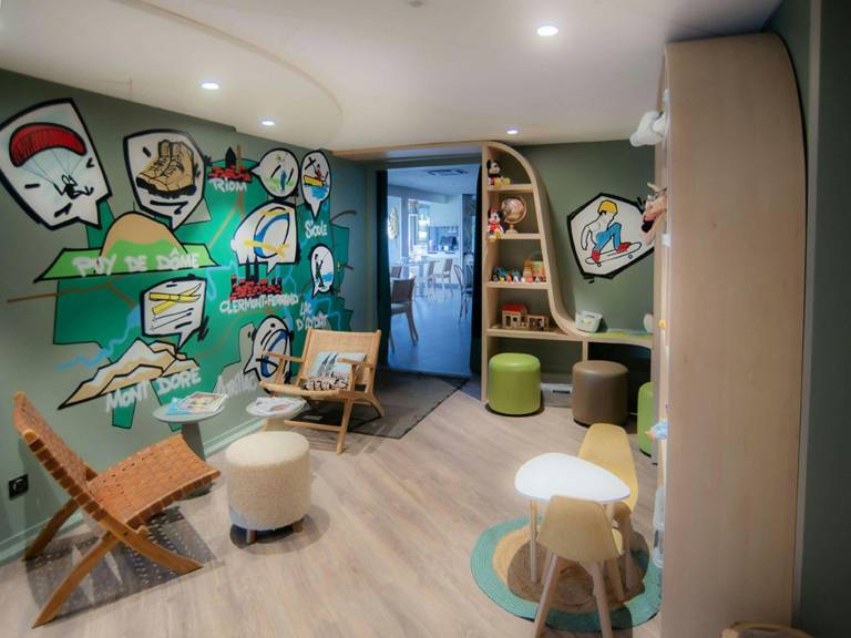 Ibis Styles Clermont-Ferrand Le Brézet Aéroport — photo 3