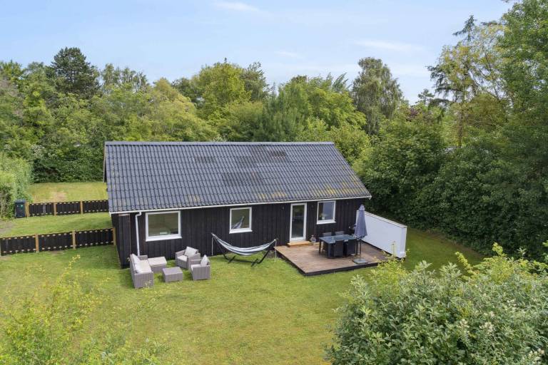     
Ferienhaus ∙ 8 Gäste ∙ 3 Schlafzimmer
