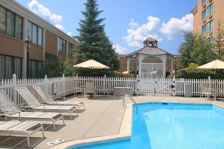 Ethan Allen Hotel — photo 5