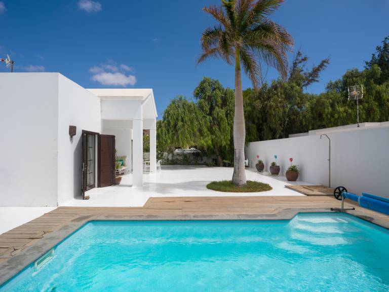 Ferienhaus in Costa Teguise f&uuml;r max. 6 Personen am Atlantik