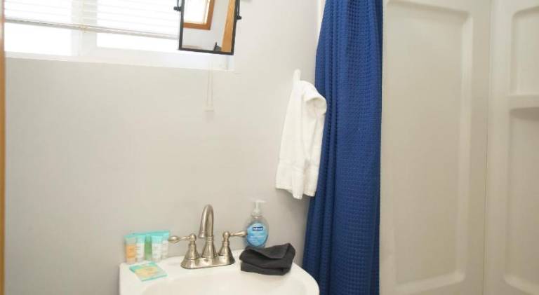 Baby Bear - A delightful studio style property in the perfect central location! — photo 5