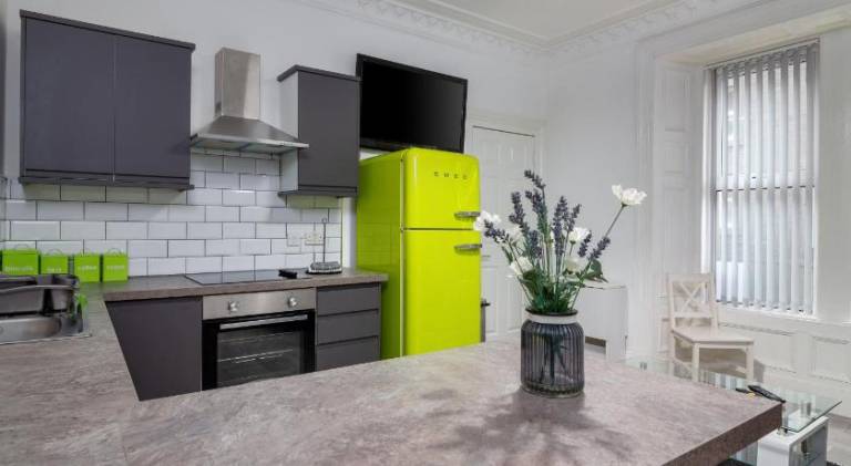 Holiday apartment with 3 rooms for 5 persons — photo 3