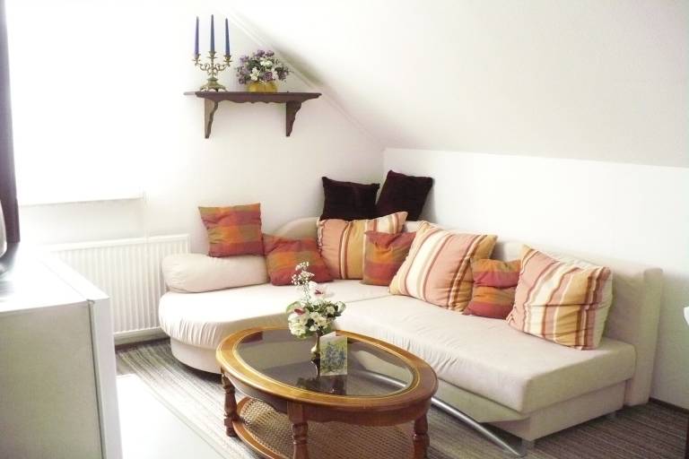 Children-friendly holiday apartment with barbecue, terrace & garden | Nature view | Pets are welcome — photo 2
