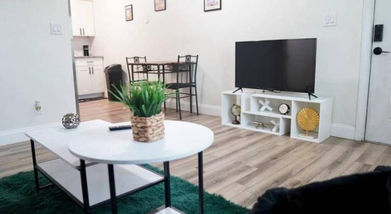 Apartment with 2 rooms for 6 persons in Tampa, FL