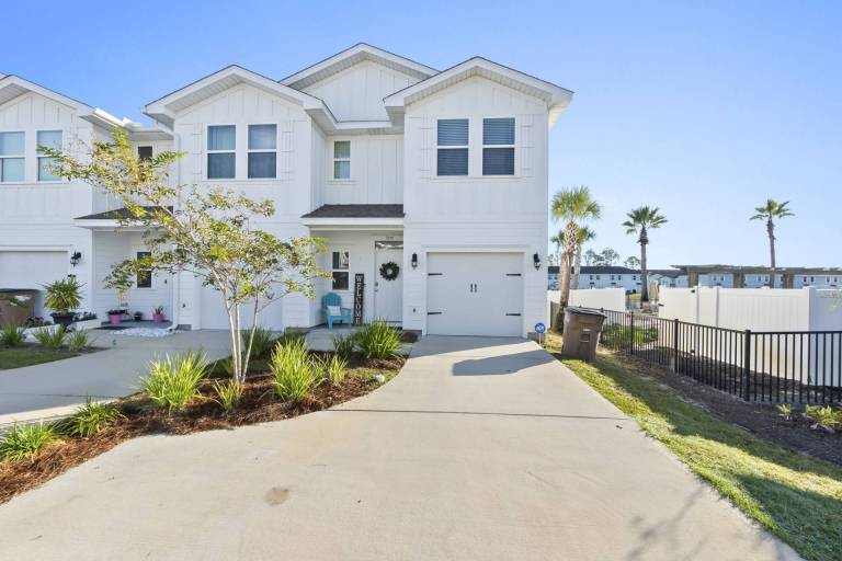 House Lower Grand Lagoon