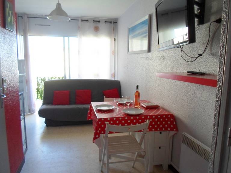 5 min from Thermal Baths, Pets Allowed, Balcony in Balaruc-les-Bains