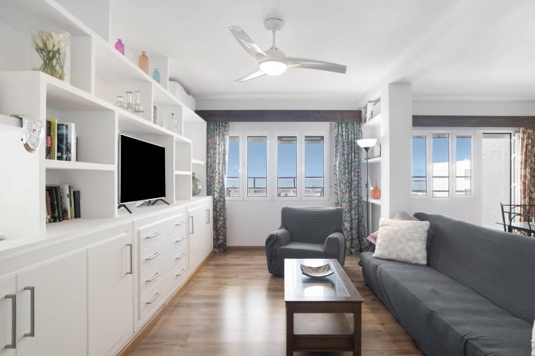 Fully equipped wonderful apartment with terrace, pool & fast internet | Sea view | Beach nearby | Dogs allowed — photo 3