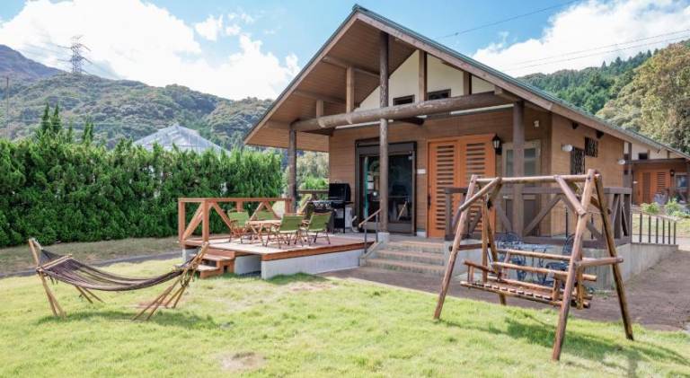 Villa with terrace, yard & barbeque | Pets are welcome in Kyoto