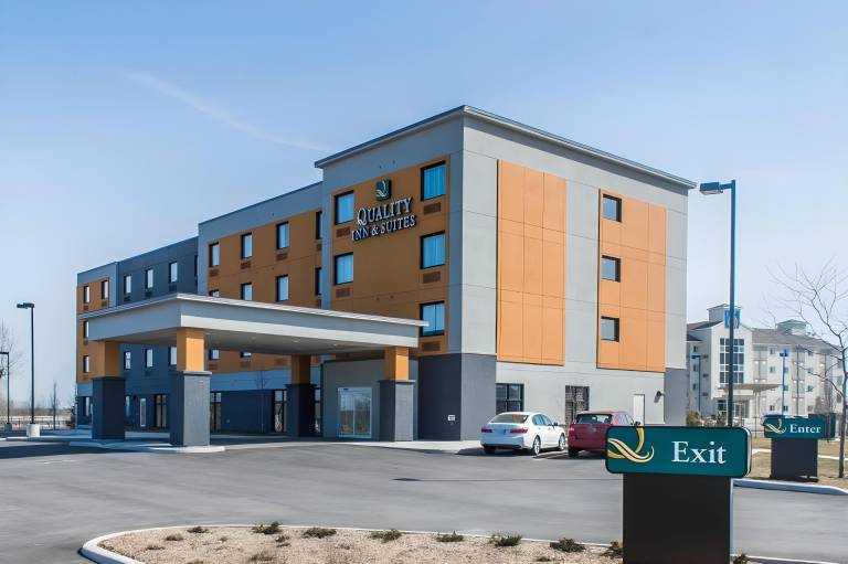 Quality Inn & Suites in Kingston, ON