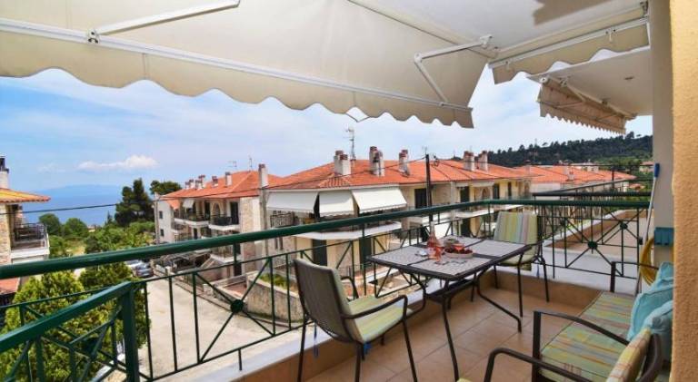 Pleasant holiday apartment with yard, terrace & pool | Pets are welcome — photo 5
