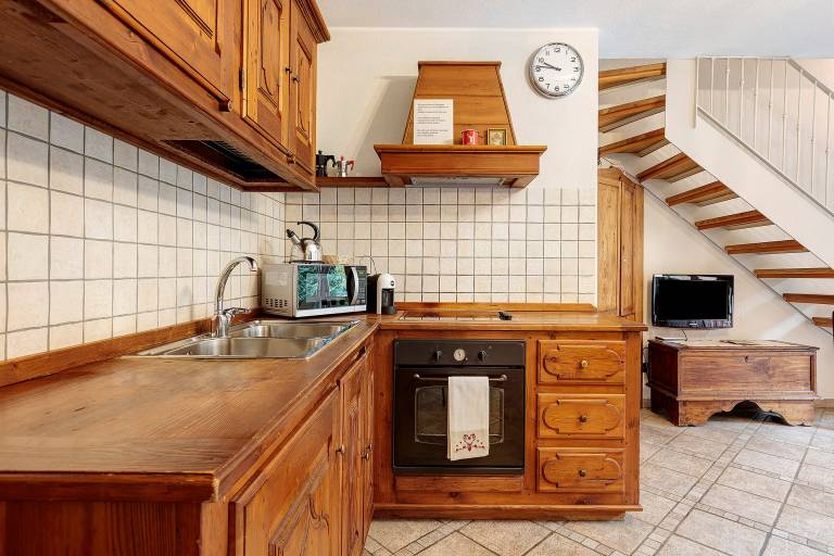 Apartment 'Trilocale 5' with Mountain View, Shared Terrace and Wi-Fi — photo 4