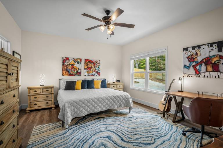 Vacation home with garden & terrace | City view — photo 4