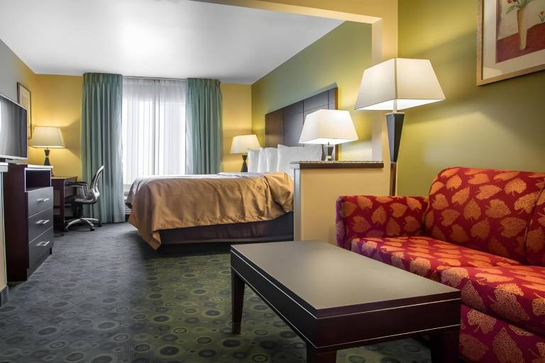 Quality Inn & Suites Bloomington I-55 and I-74 in Bloomington, IL