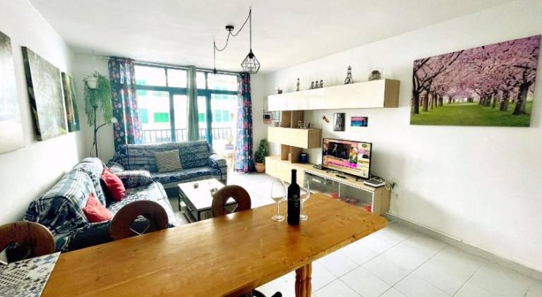 Holiday apartment with patio & garden — photo 2