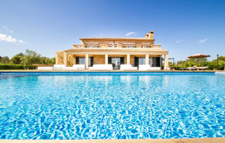 Ferienhaus in Sant Jordi, S'Aranjassa f&uuml;r max. 12 Personen, 