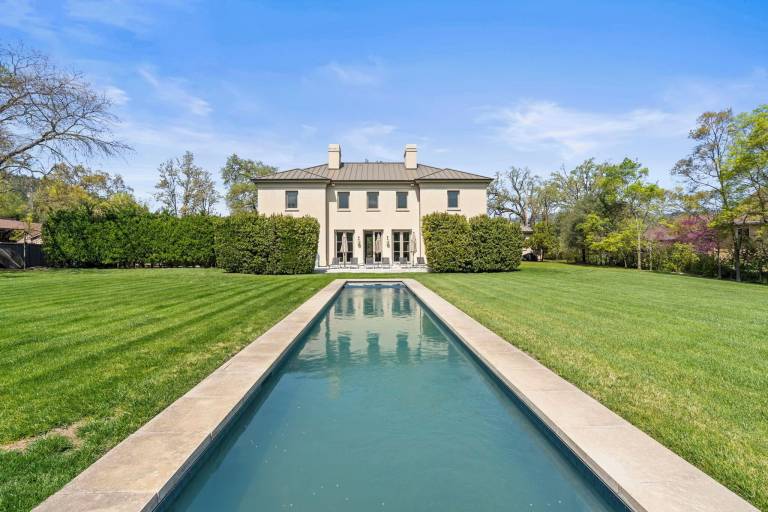 House Saint Helena