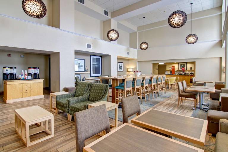 Hampton Inn & Suites by Hilton Saint John — photo 4