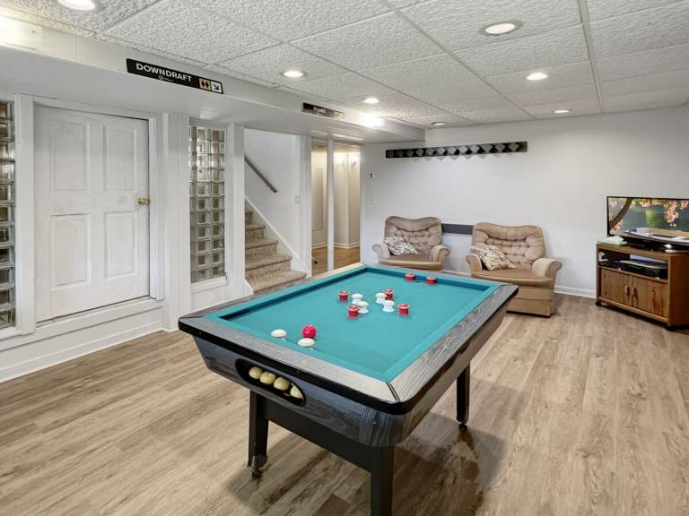 Fully equipped wonderful vacation home with terrace, barbeque & hot tub | Pet-friendly — photo 4