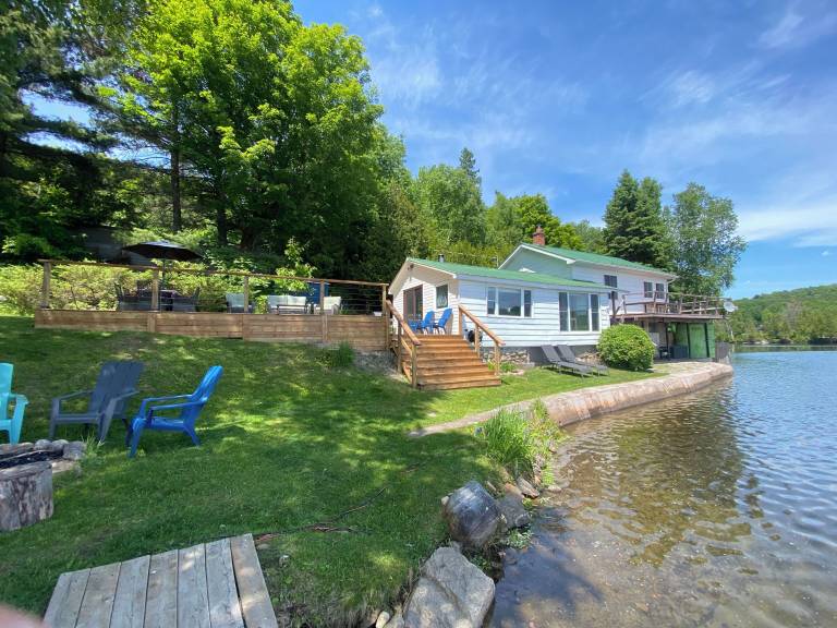 Cabin  Bancroft