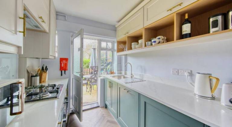 Holiday apartment with 2 rooms for 4 persons — photo 3