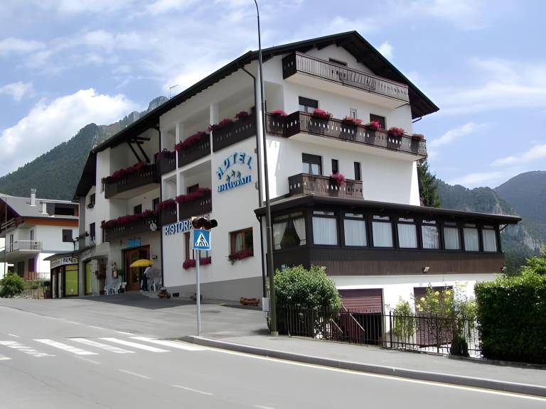 Hotel Migliorati in Castione della Presolana