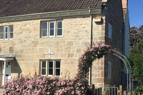 House Glastonbury