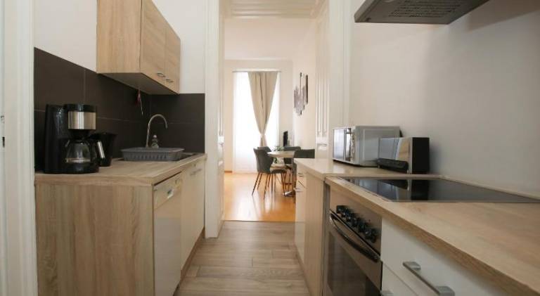 Apartment with 1 room for 5 persons — photo 5