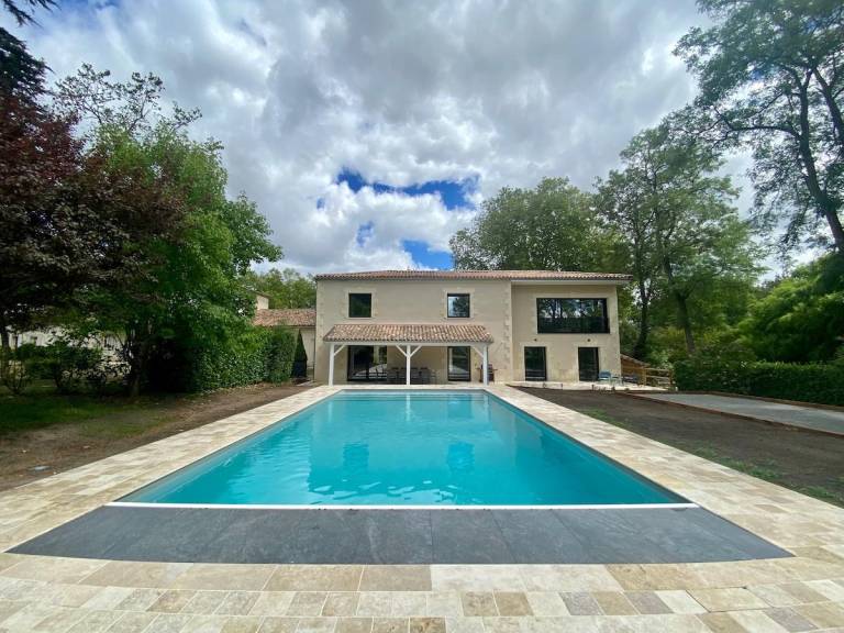 Villa with 5 rooms for 10 persons — photo 3