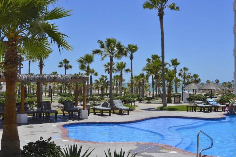 Condo Sandy Beach
