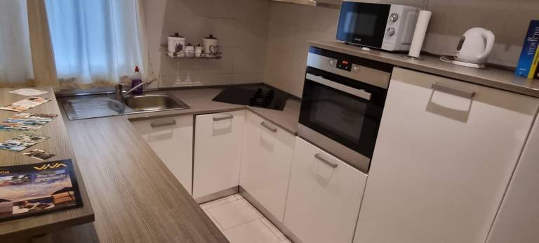 Children-friendly holiday apartment with jacuzzi, BBQ & private pool | Good for workation | Pets are welcome — photo 3